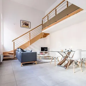 Apartment 002 - Duplex Moderne - Jeanne D Arc,, Toulouse